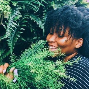 Meet your Posher, Kayla